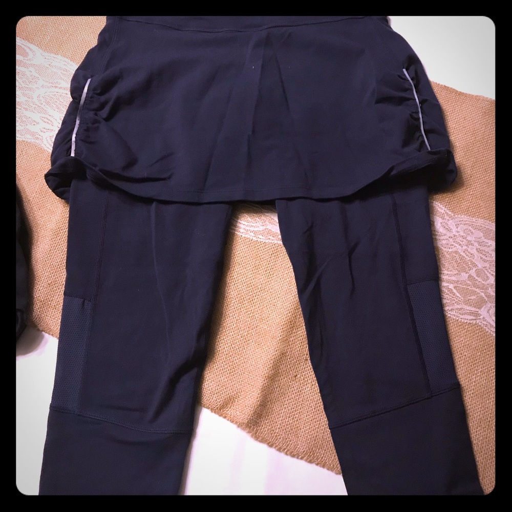 Athleta skirted crop leggings
